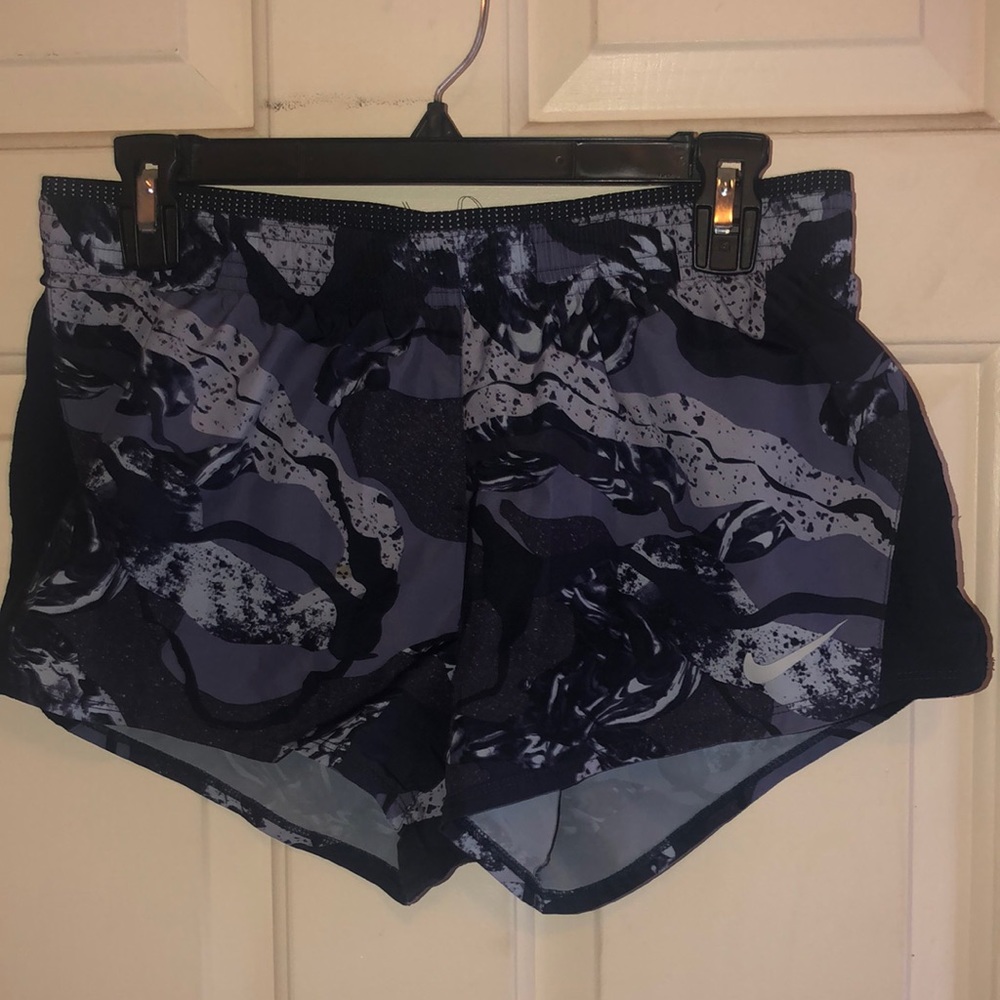 Nike shorts blue print (medium)